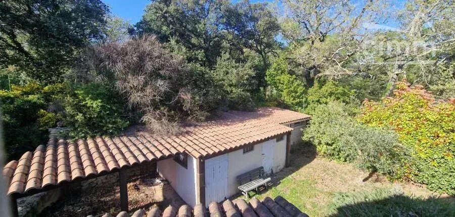 Maison à vendre à Grignan — Vue parc — photo 18