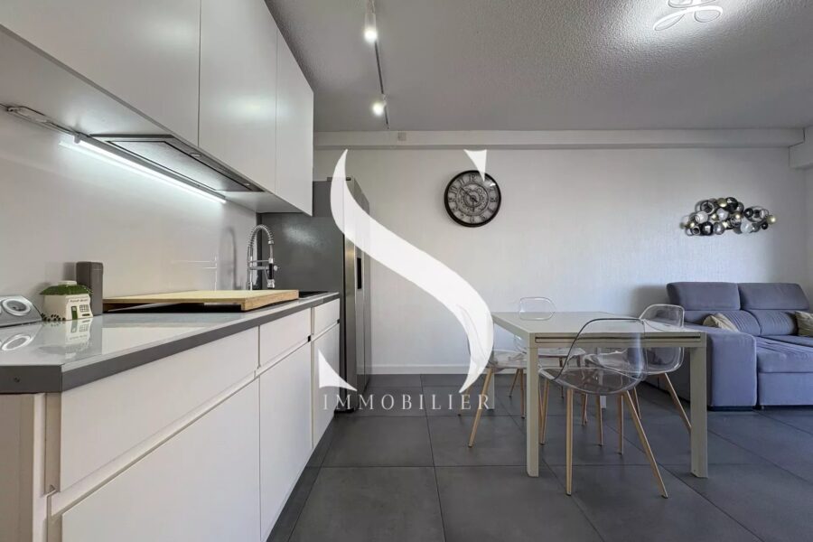 Appartement à vendre à Golfe-juan — Vue mer — photo 14