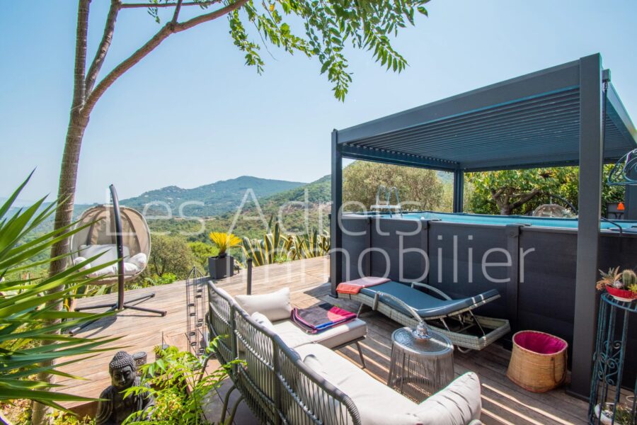 Maison à vendre à Les adrets-de-l&rsquo;estérel — Vue mer — photo 12