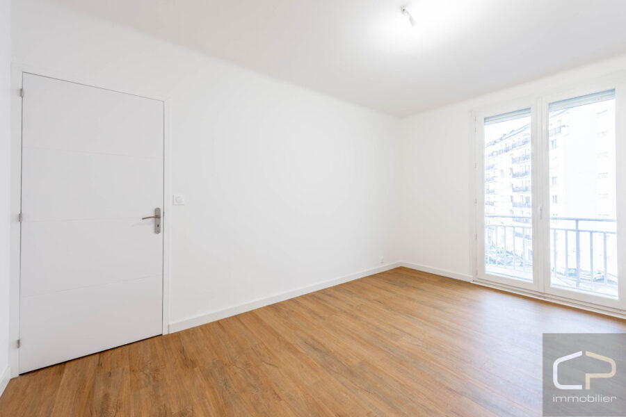Appartement à vendre à Annecy — Vue montagne — photo 9