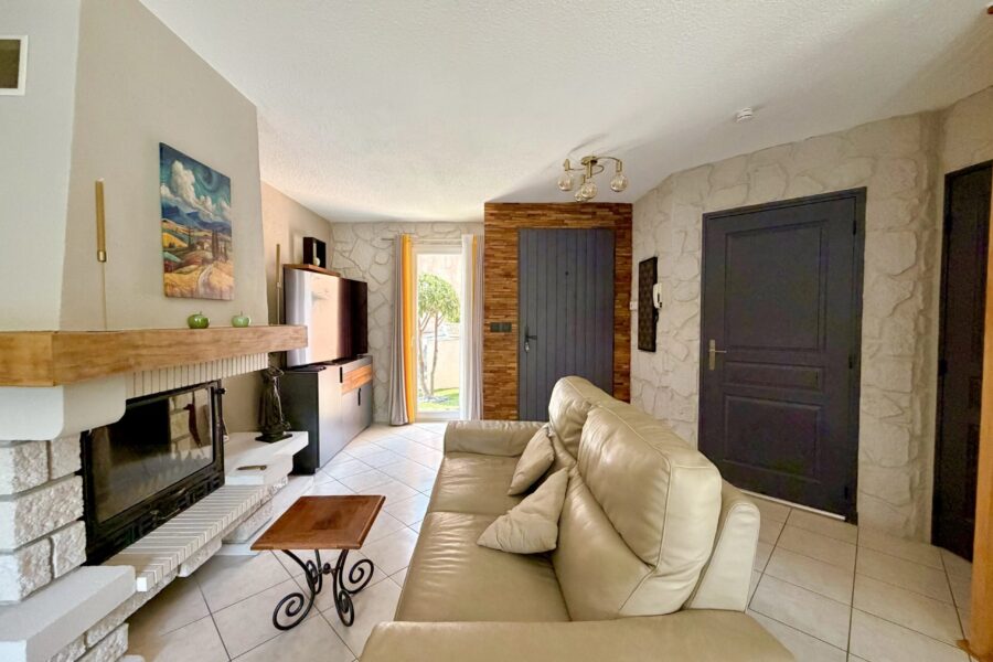 Maison à vendre à La trinité — Vue parc & jardin — photo 13