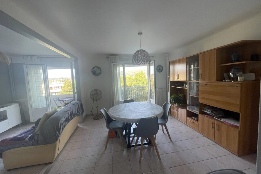 Appartement à vendre à Draguignan — Vue sur la ville — photo 3