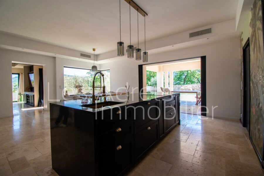 Maison à vendre à Les adrets-de-l&rsquo;estérel — Vue mer — photo 6