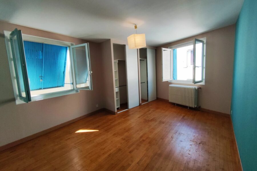 Maison à vendre à Mirebeau — Vue parc & jardin — photo 7