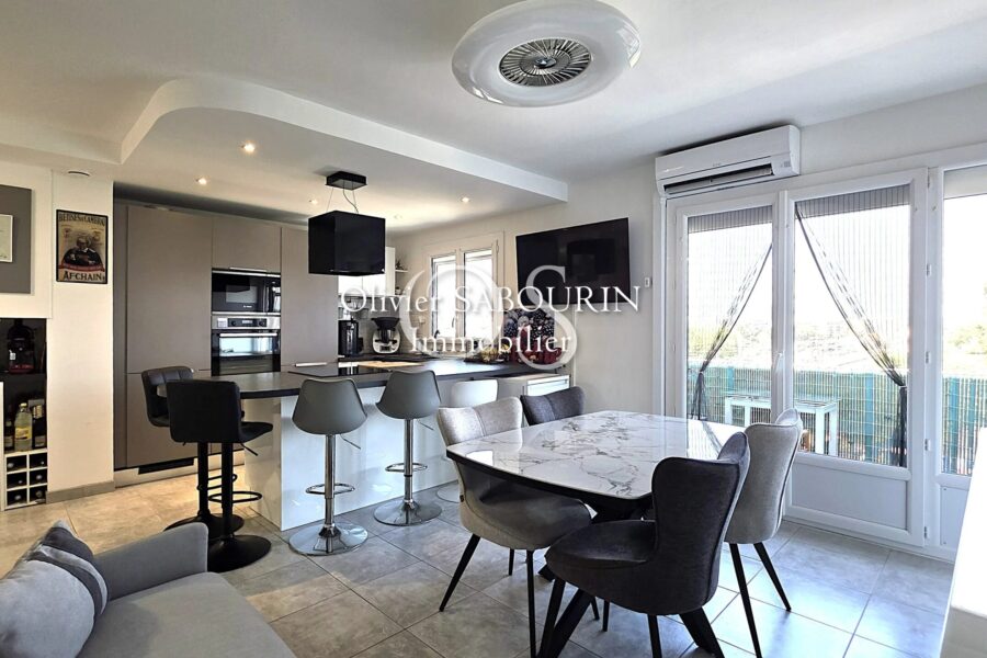 Appartement à vendre à Fréjus — Vue montagne — photo 2