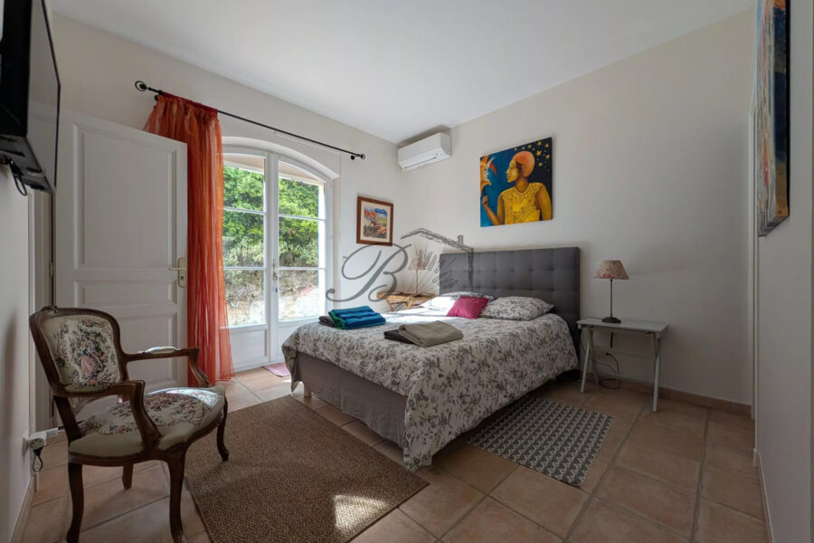 Maison à vendre à La bastidonne — Vue dégagée — photo 6