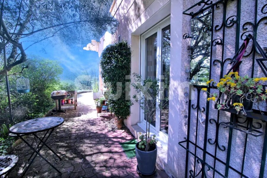 Maison à vendre à Aix-les-bains — Vue montagne — photo 3