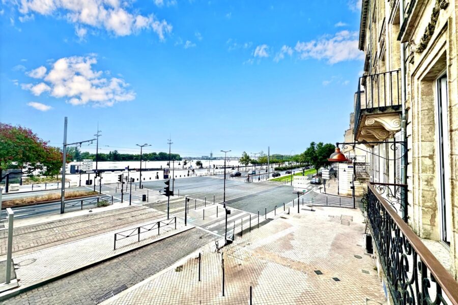 Appartement à vendre à Bordeaux — Vue fleuve — photo 11
