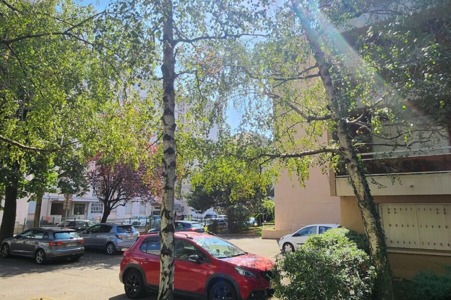 Appartement à vendre à Villeurbanne — Vue sur la ville — photo 19