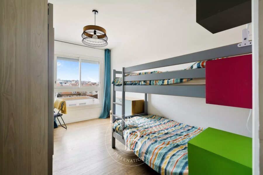 Appartement à vendre à Saint-jean-de-luz — Vue montagne — photo 5