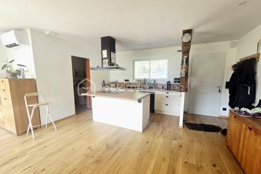 Maison à vendre à Vesseaux — Vue montagne — photo 8