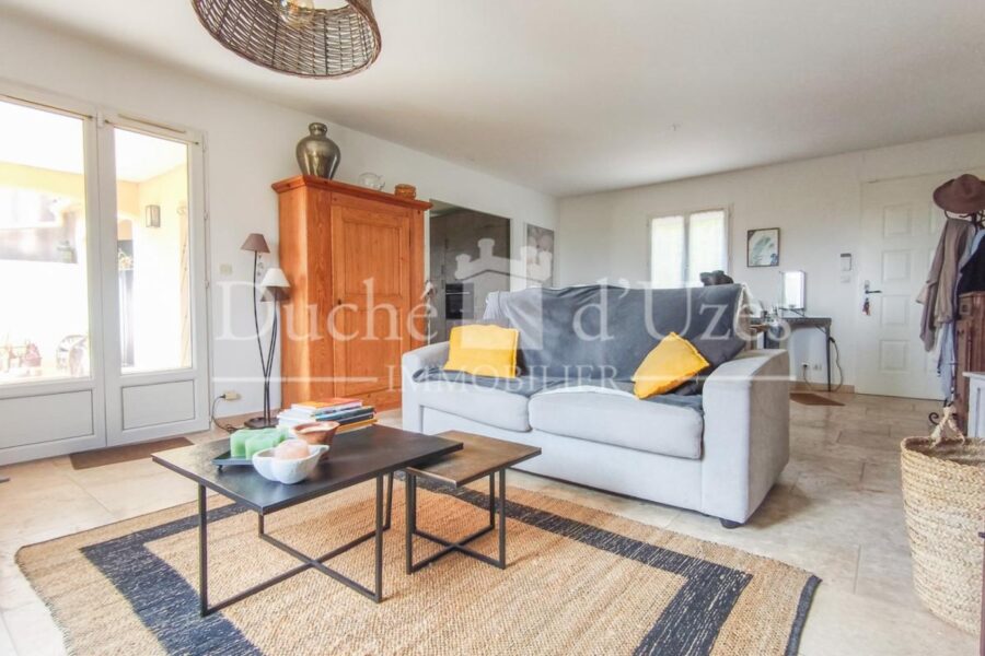 Maison à vendre à Uzes — Vue parc & jardin — photo 8