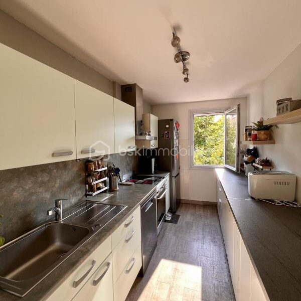 Appartement à vendre à Chateauneuf grasse — Vue montagne — photo 8