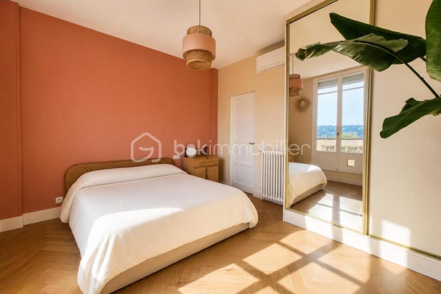 Appartement à louer à Nice — Vue sur la ville — photo 8
