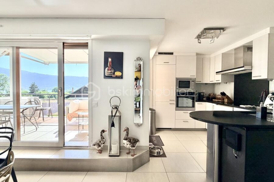 Appartement à vendre à Veyrier du lac — Vue lac — photo 8