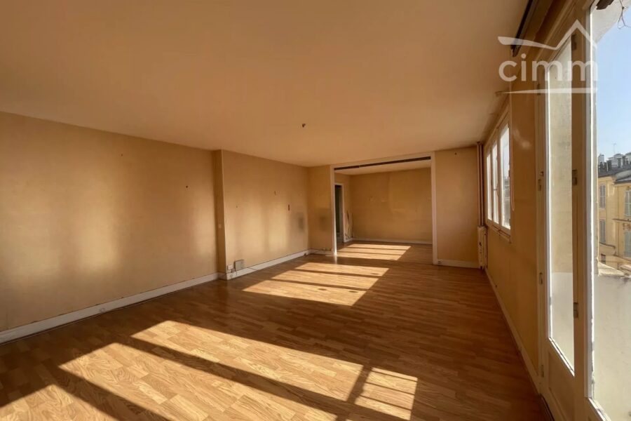 Appartement à vendre à Versailles — Vue sur la ville — photo 4