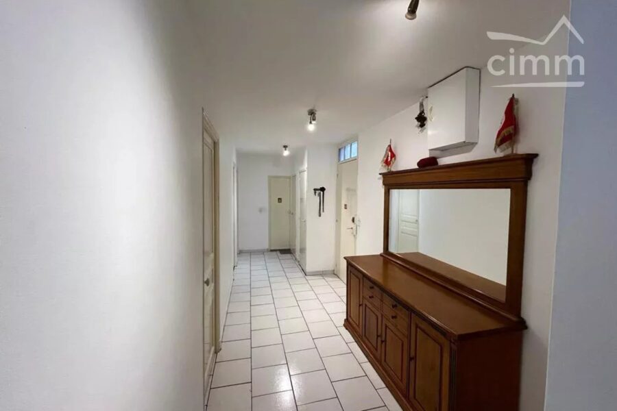 Appartement à vendre à Grasse — Vue sur la ville — photo 8