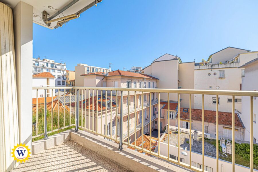 Appartement à vendre à Nice — Vue sur la ville — photo 3