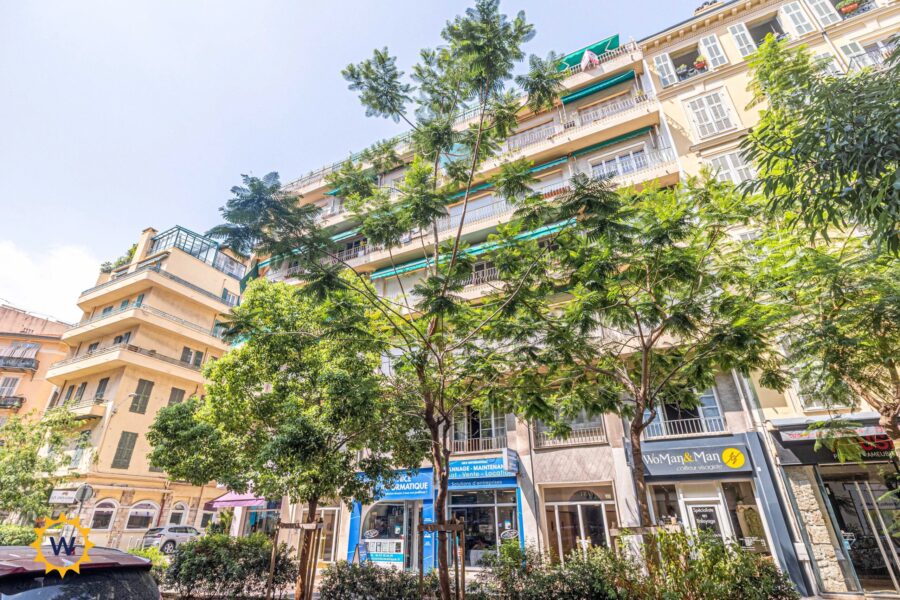 Appartement à louer à Nice — Vue sur la ville — photo 9