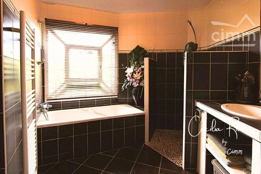Maison à vendre à Biganos — Vue parc & jardin — photo 10