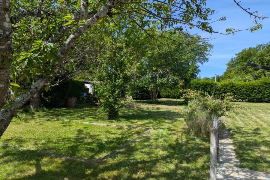 Maison à vendre à Courtenay — Vue parc & jardin — photo 4