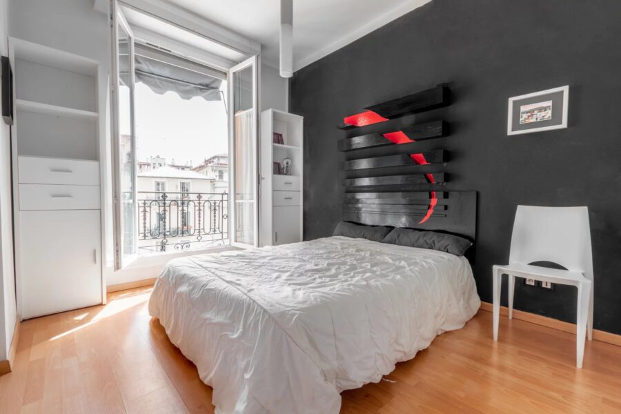 Appartement à louer à Nice — Vue sur la ville — photo 1
