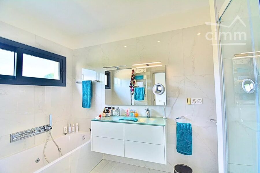 Maison à vendre à Llupia — Vue parc — photo 19