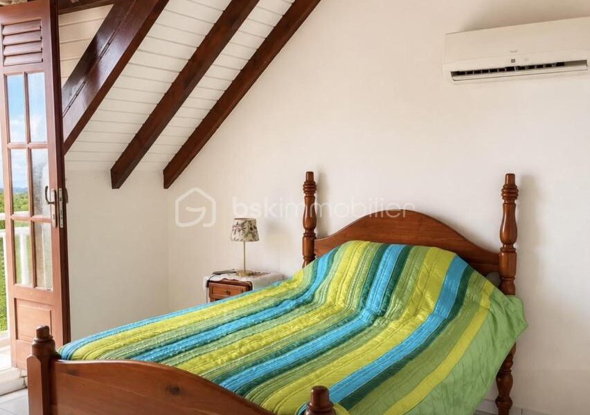 Maison à vendre à Deshaies — Vue mer — photo 9