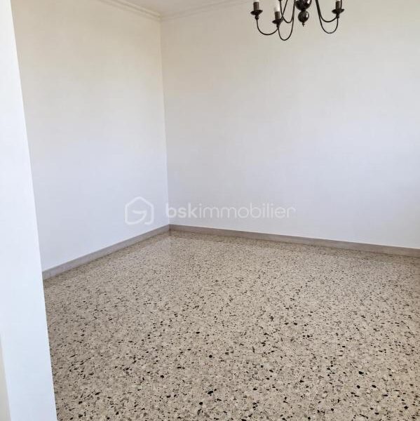 Appartement à vendre à Marseille 10e arrondissement — Vue mer — photo 9