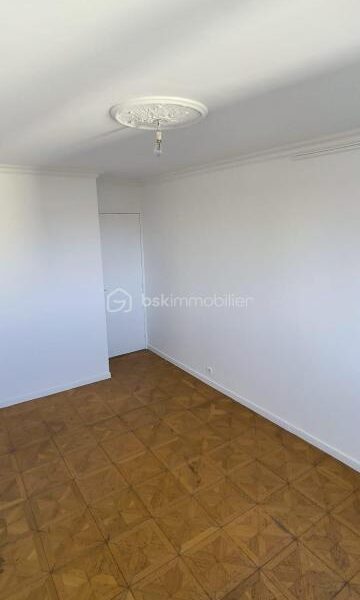 Appartement à vendre à Neuilly sur marne — Vue sur la ville — photo 10