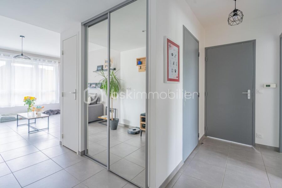 Appartement à vendre à Aix les bains — Vue montagne — photo 9