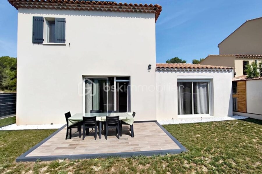 Maison à vendre à Orgon — Vue nature — photo 10