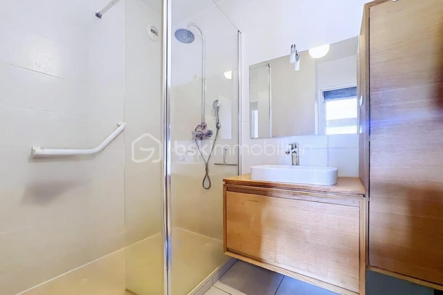Appartement à vendre à Echirolles — Vue sur la ville — photo 9