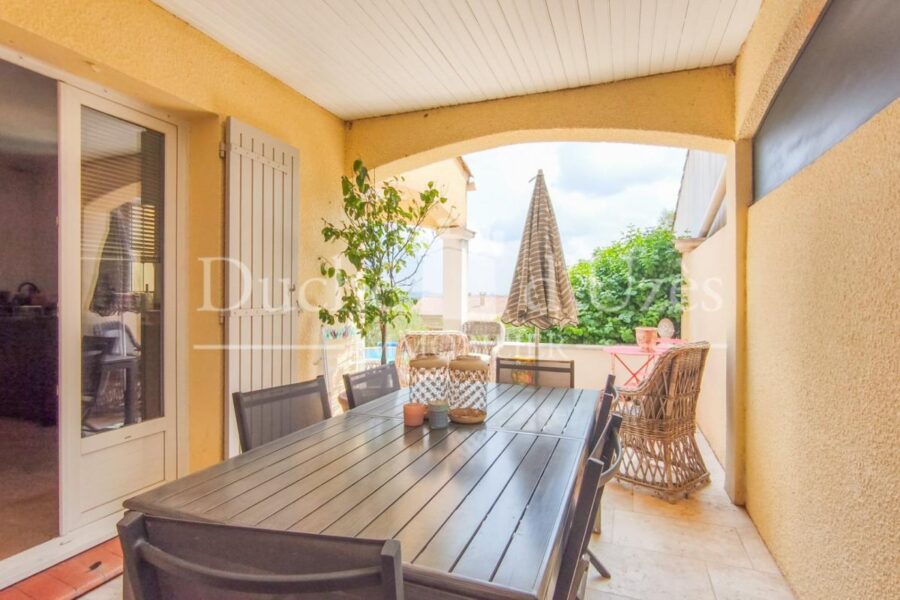 Maison à vendre à Uzes — Vue parc & jardin — photo 9