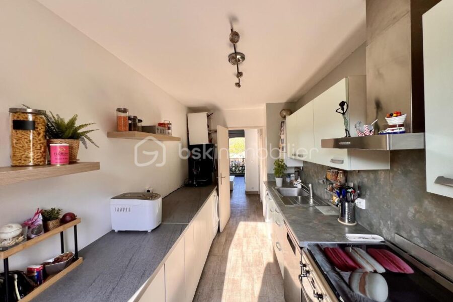 Appartement à vendre à Chateauneuf grasse — Vue montagne — photo 9