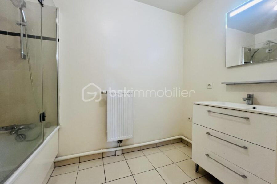 Appartement à vendre à Arcueil — Vue sur la ville — photo 9