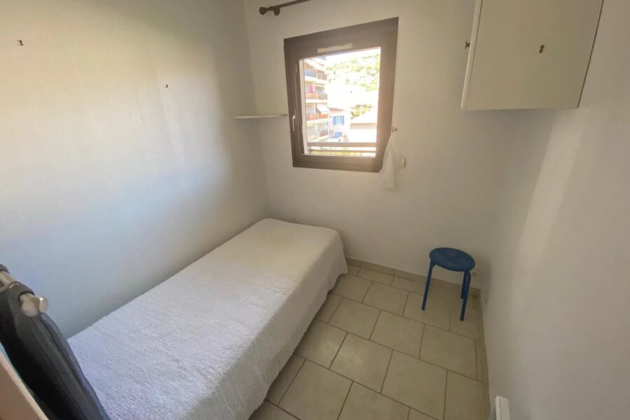Appartement à vendre à Le lavandou — Vue mer — photo 11
