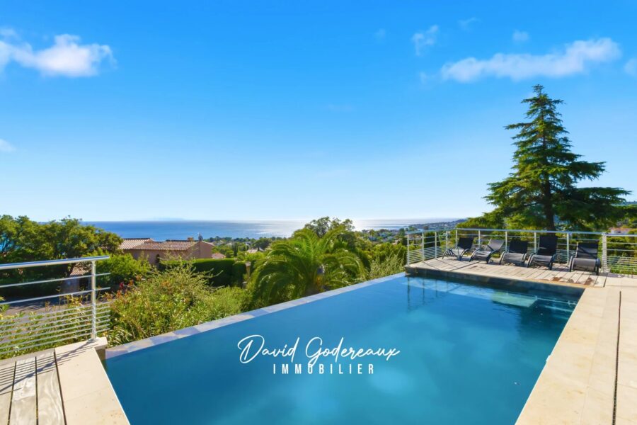 Maison à vendre à Fréjus — Vue mer — photo 2
