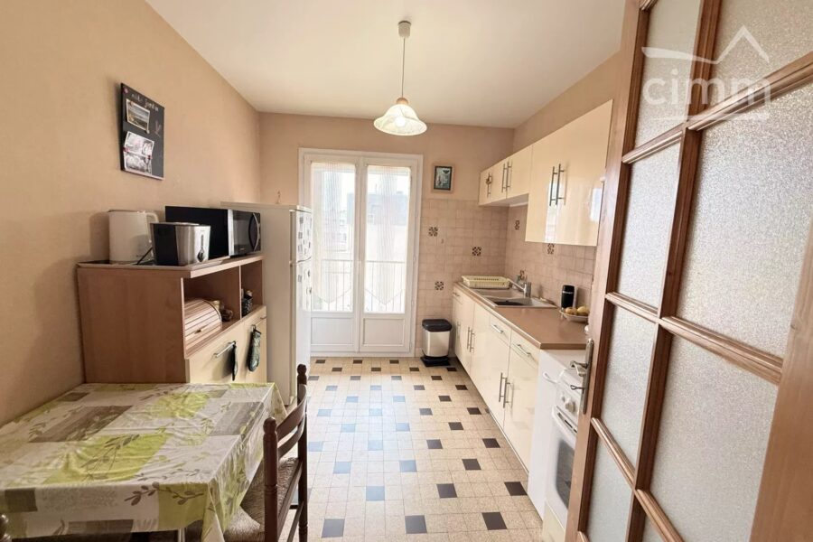 Appartement à vendre à Blois — Vue sur la ville — photo 9