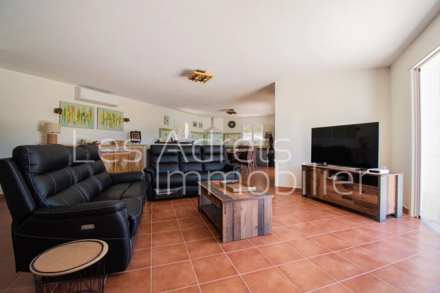 Maison à vendre à Les adrets-de-l&rsquo;estérel — Vue montagne — photo 7