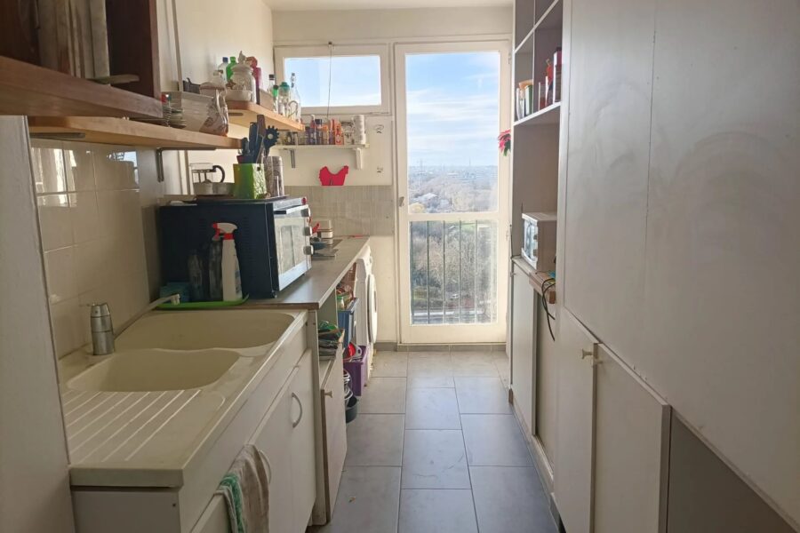 Appartement à vendre à Villeneuve-la-garenne — Vue sur la ville — photo 8