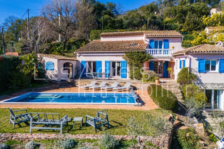 Maison à vendre à Les adrets-de-l&rsquo;estérel — Vue mer — photo 2