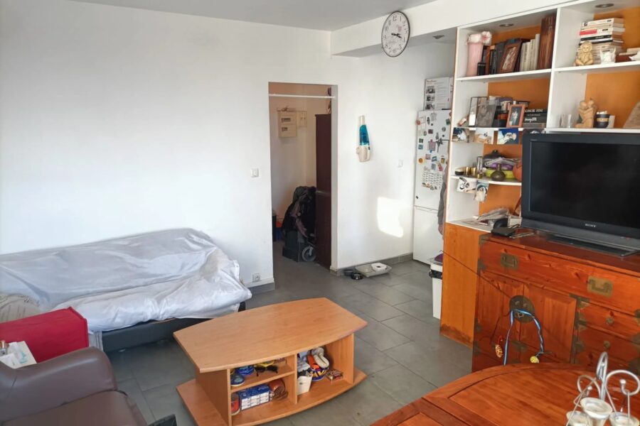 Appartement à vendre à Villeneuve-la-garenne — Vue sur la ville — photo 5