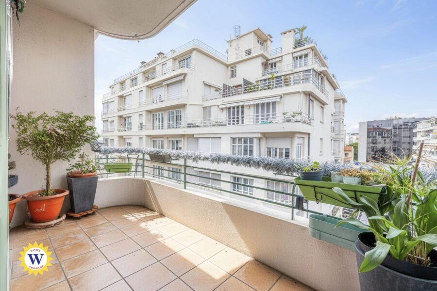 Appartement à vendre à Nice — Vue sur la ville — photo 3