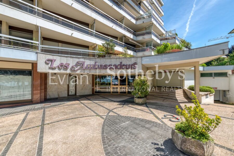 Appartement à vendre à Evian les bains — Vue fleuve — photo 3