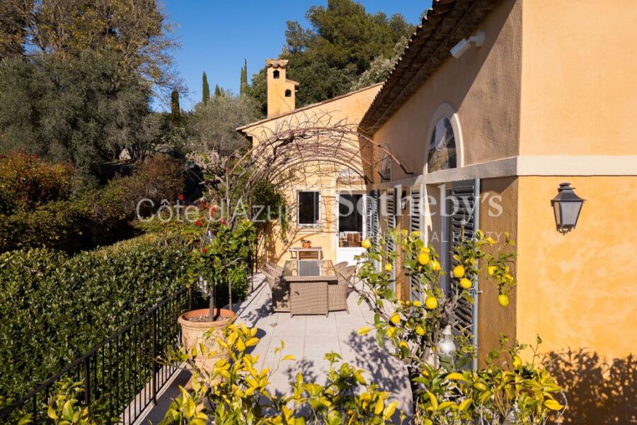 Maison à vendre à La colle sur loup — Vue nature — photo 14