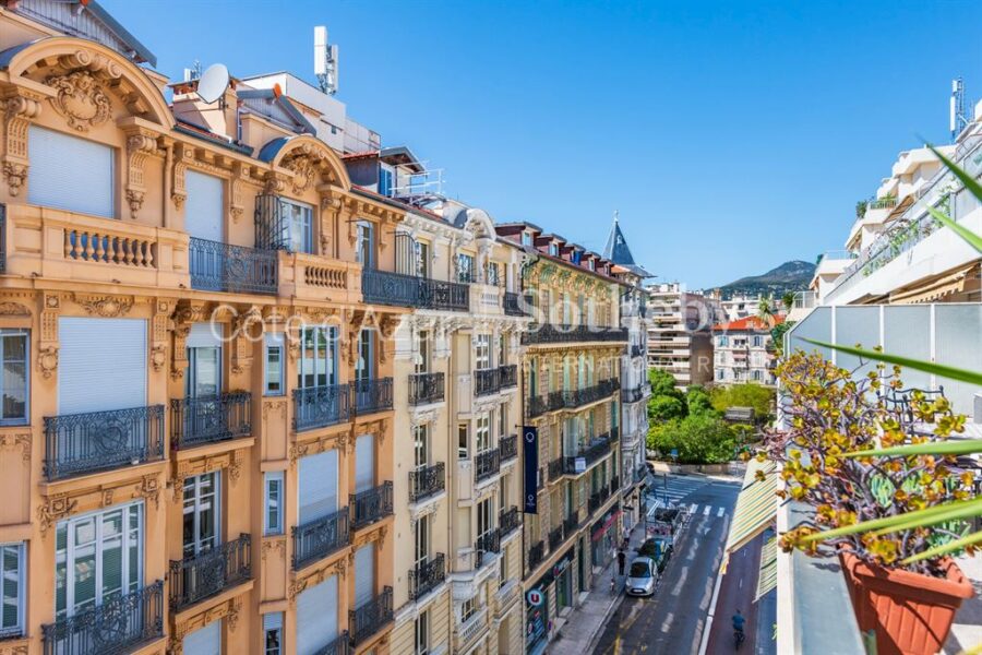 Appartement à vendre à Nice — Vue sur la ville — photo 6