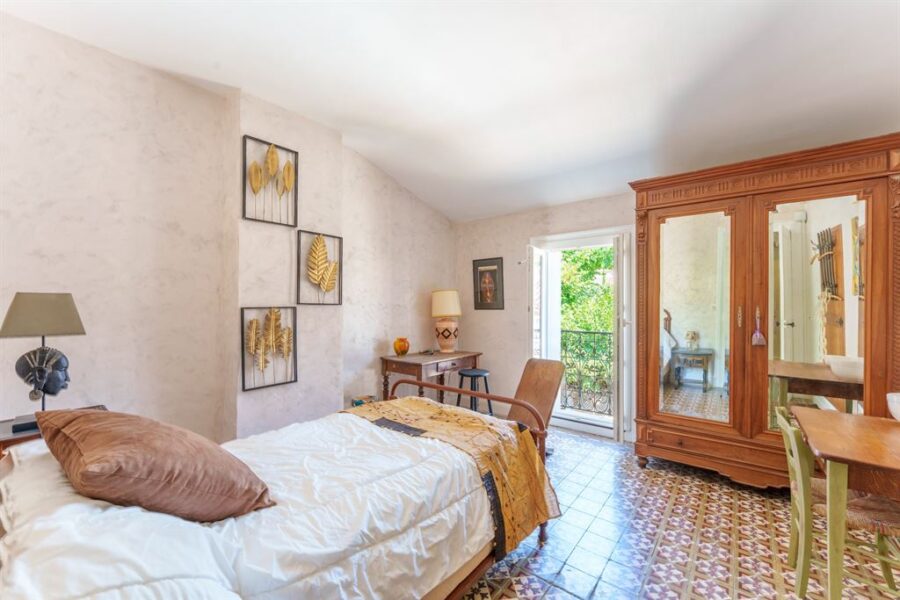 Maison à vendre à Le pouget — Vue nature — photo 1