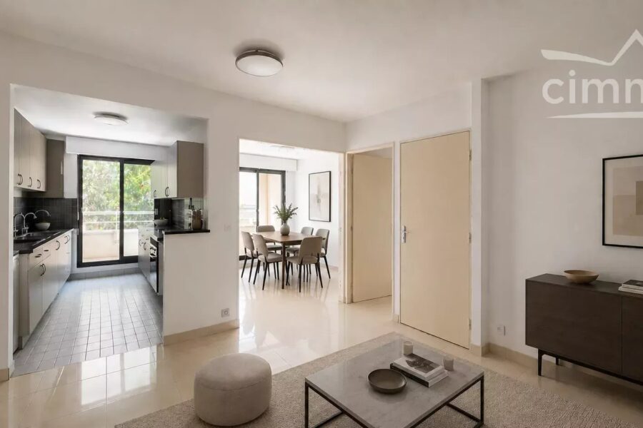 Appartement à vendre à Paris 19ème — Vue parc — photo 2