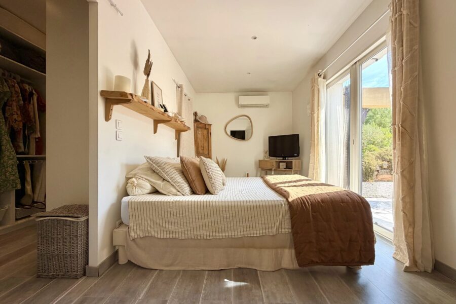 Maison à vendre à Trans-en-provence — Vue parc & jardin — photo 12
